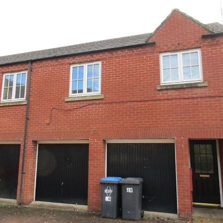 20 Nightingale Gardens, Coton Park, Rugby Cv23 0Wtアパートメント エクステリア 写真
